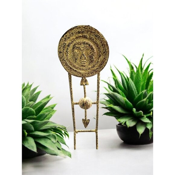 Abstract Sun Face Metal Sculpture With Geometric Design - Picture 6 of 8